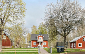 Beach Front Home In Mörlunda With Kitchen, Mörlunda